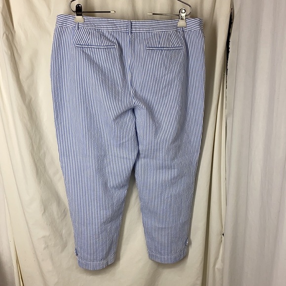 TALBOTS 18 SEERSUCKER Blue White Perfect Crop Pants - Picture 6 of 10
